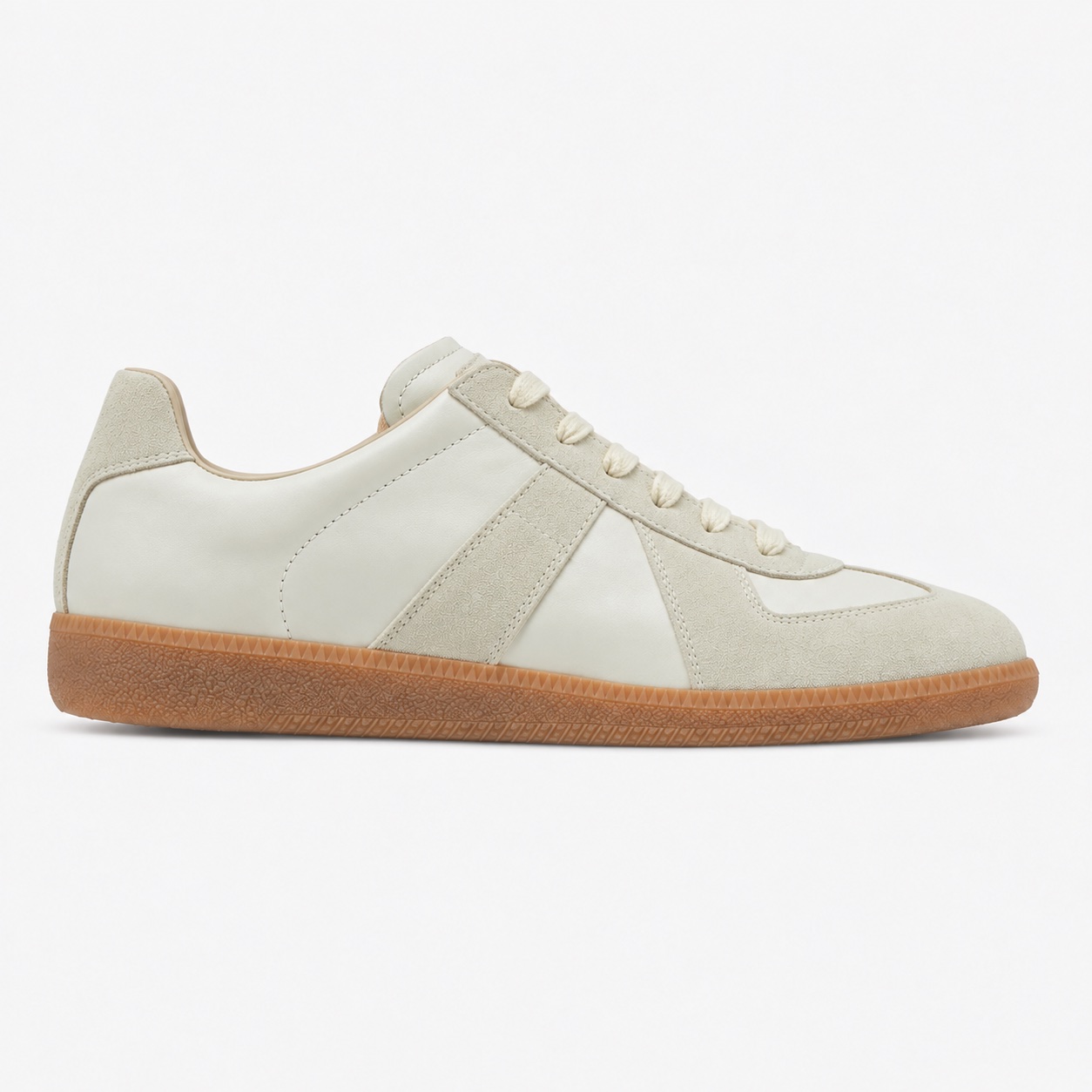 Maison Margiela Replica / GAT — Blanco crema