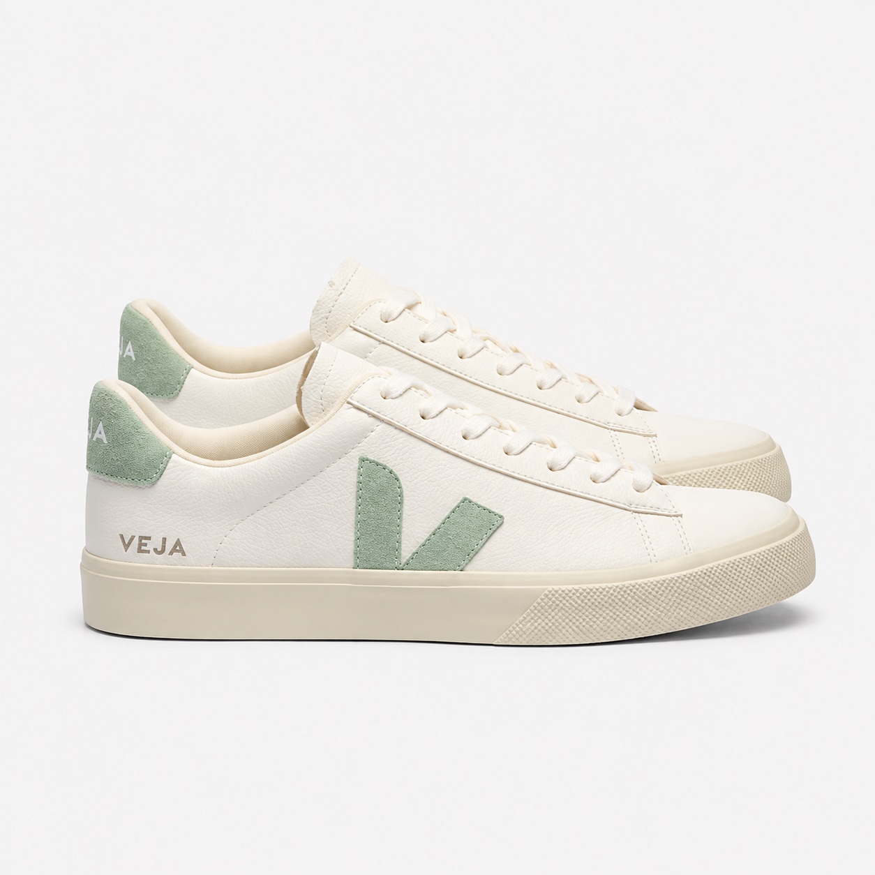 Veja Campo Leather — Blanco / verde matcha